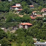 ゲストハウス Evrostini Evrostína