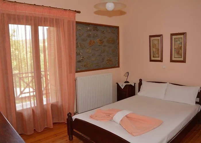 Evrostini בית הארחה Evrostína