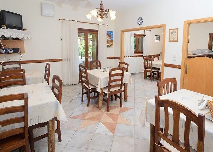 Evrostini 게스트하우스